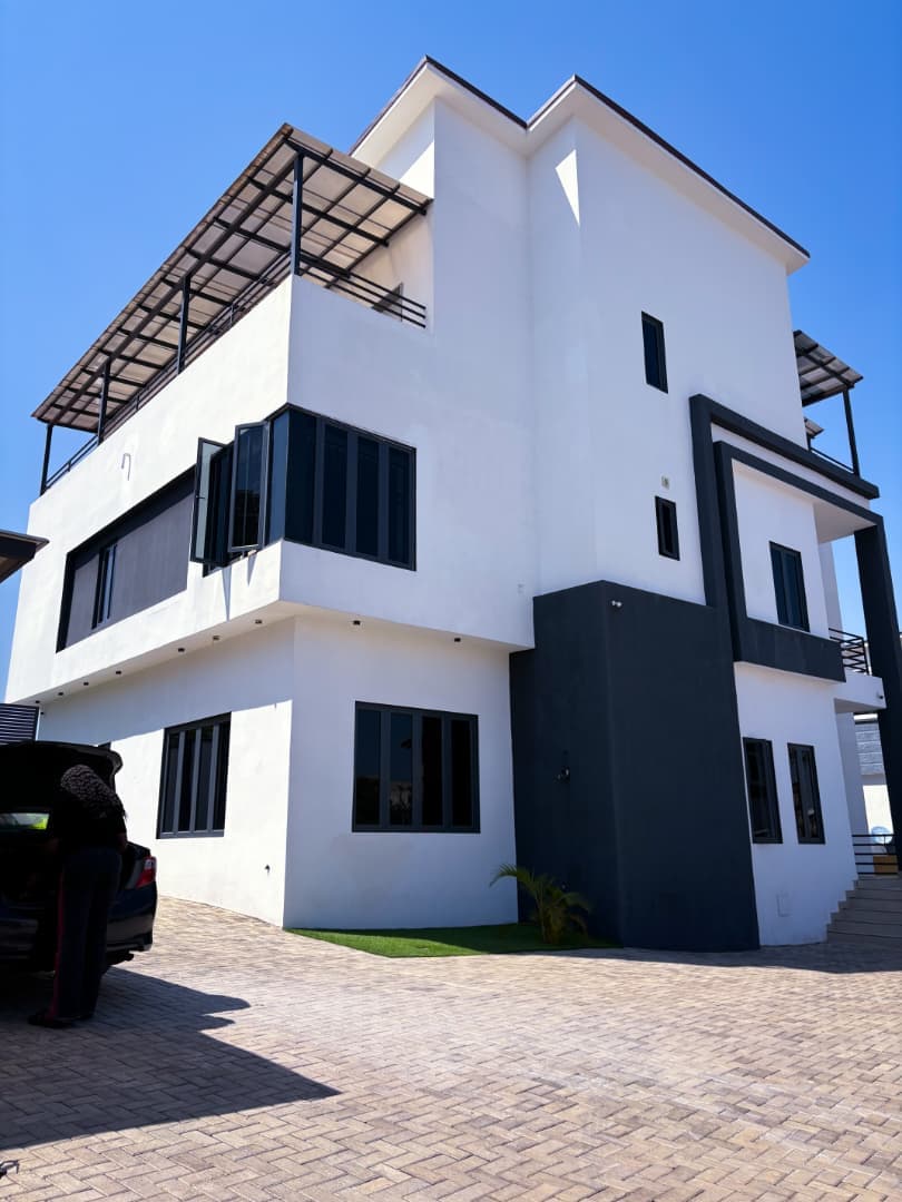 Wuse 2 Modern Apartment